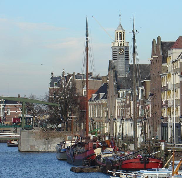 Historisch Delfshaven:  Piet Heyn brug
