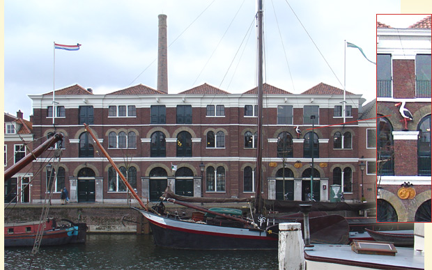 Het Henkes pand aan Voorhaven in Historisch Delfshaven